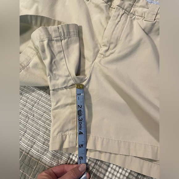🇺🇸 Tommy Hilfiger Khaki Shorts Size 12 - Picture 7 of 10